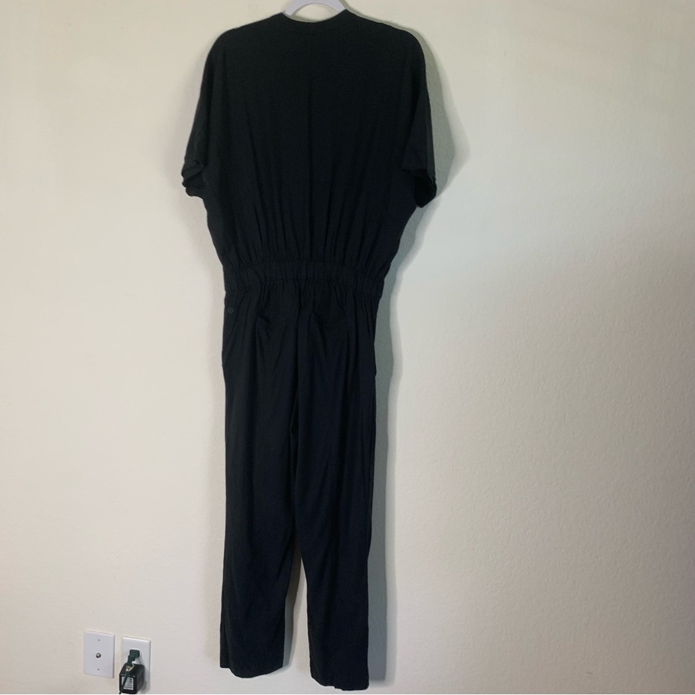 Lululemon womens black perfectly Poised short sleeve jumpsuit 8 - Picture 7 of 12